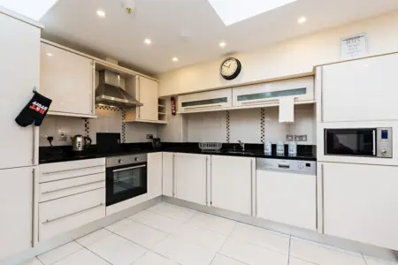 173386 448921 bbDV0Szz p2DRmNQiOFpAnKMcHaKcpeSdNd7t8r7wMk 69087efc72e81.jpg